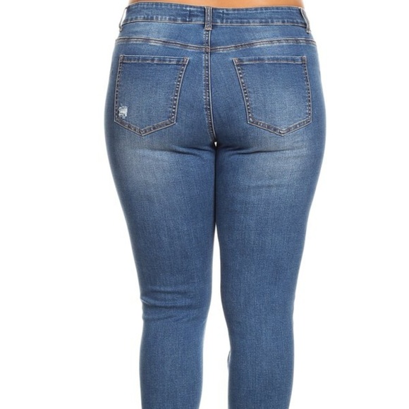 Plus Size Mid Rise Distressed Ankle Skinny Jeans - Picture 2 of 3